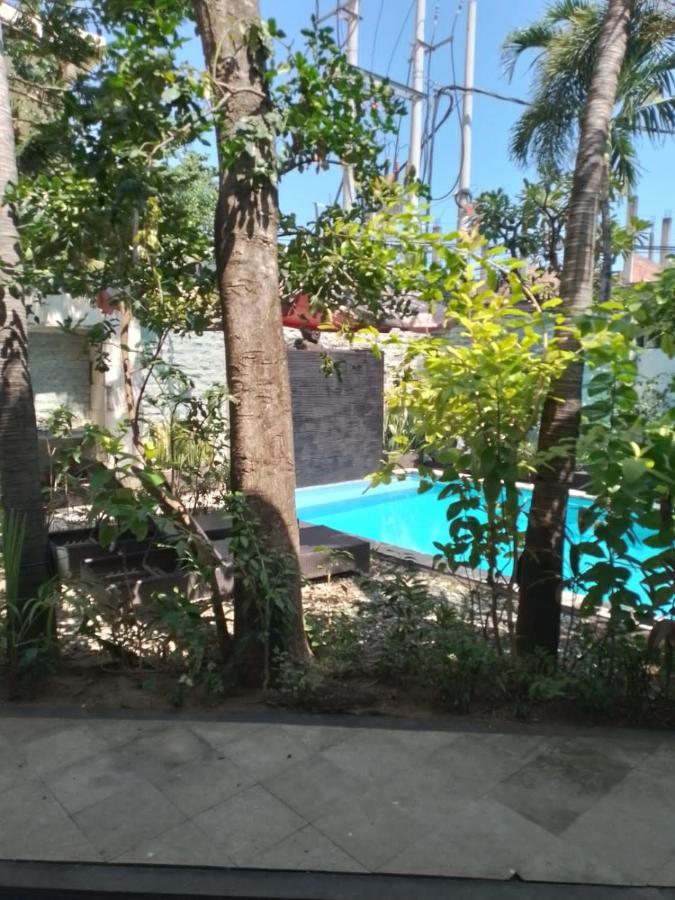 Marinos Place Legian Buitenkant foto
